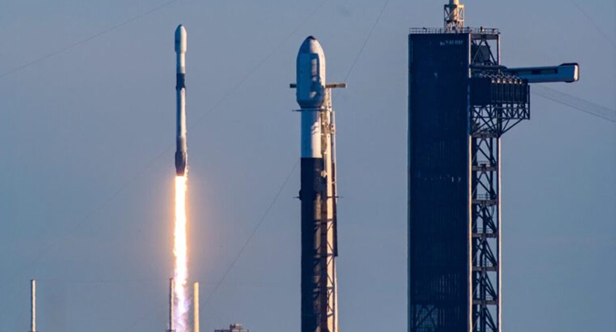 Εκτοξεύθηκε το ιδιωτικό όχημα προσελήνωσης «Οδυσσέας»: Η πρώτη αμερικανική μετά από 50 χρόνια