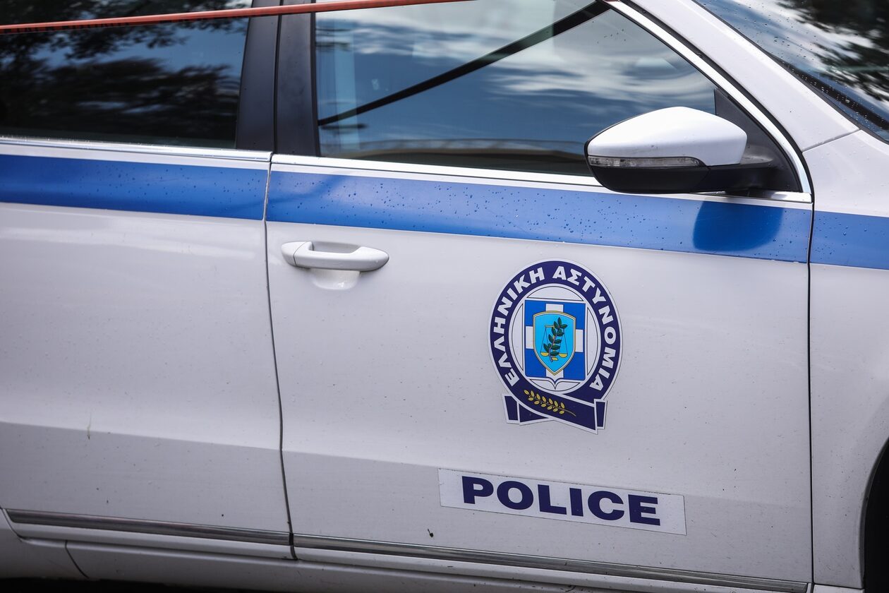 Γιάννενα: Απειλούσε να πέσει στο κενό