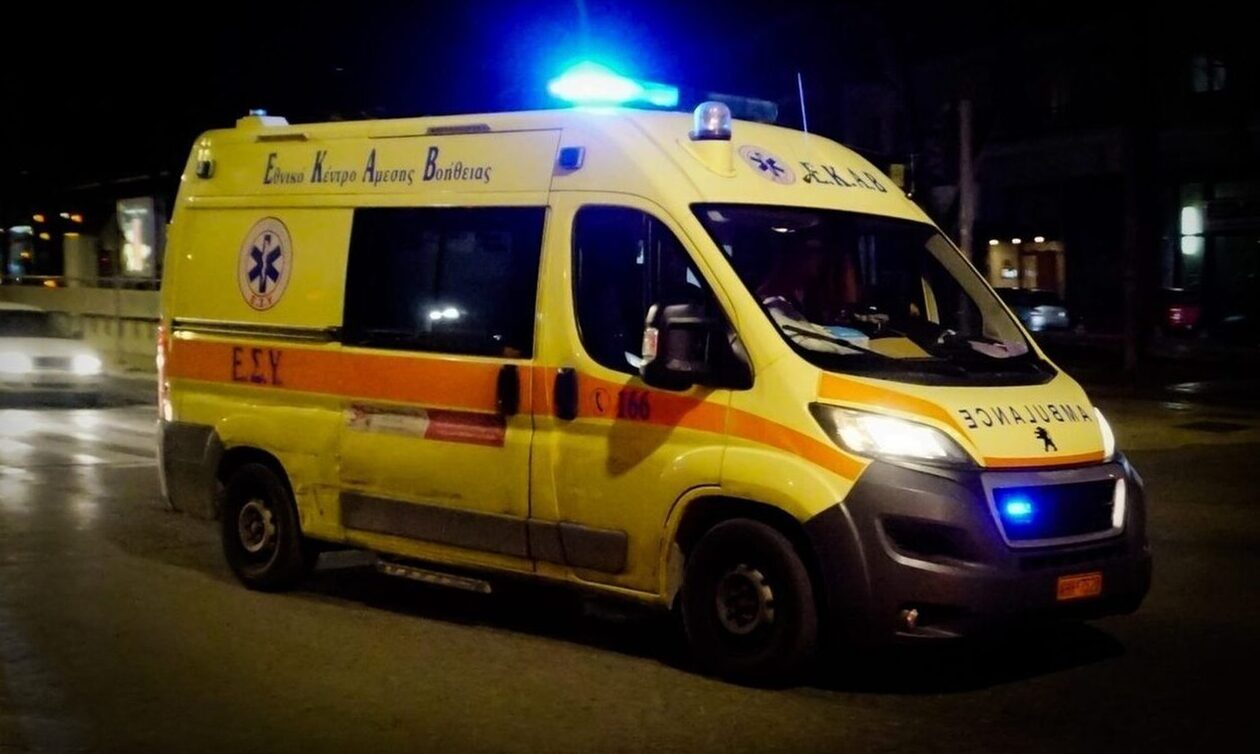 Θεσσαλονίκη: Γυναίκα γέννησε μέσα σε ασθενοφόρο καθ’ οδόν για το νοσοκομείο
