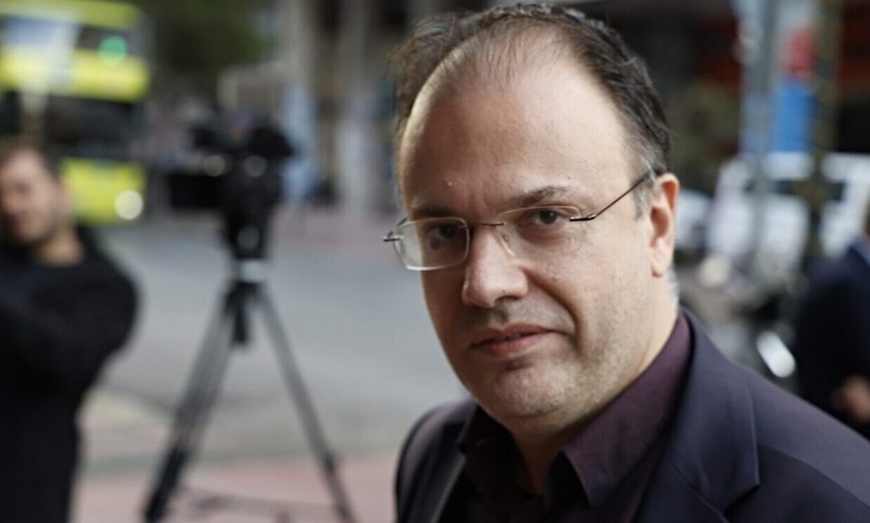 «Καρφιά» Θεοχαρόπουλου κατά Κασσελάκη: Τα κόμματα δεν είναι εταιρείες – Υπάρχει θέμα λειτουργίας