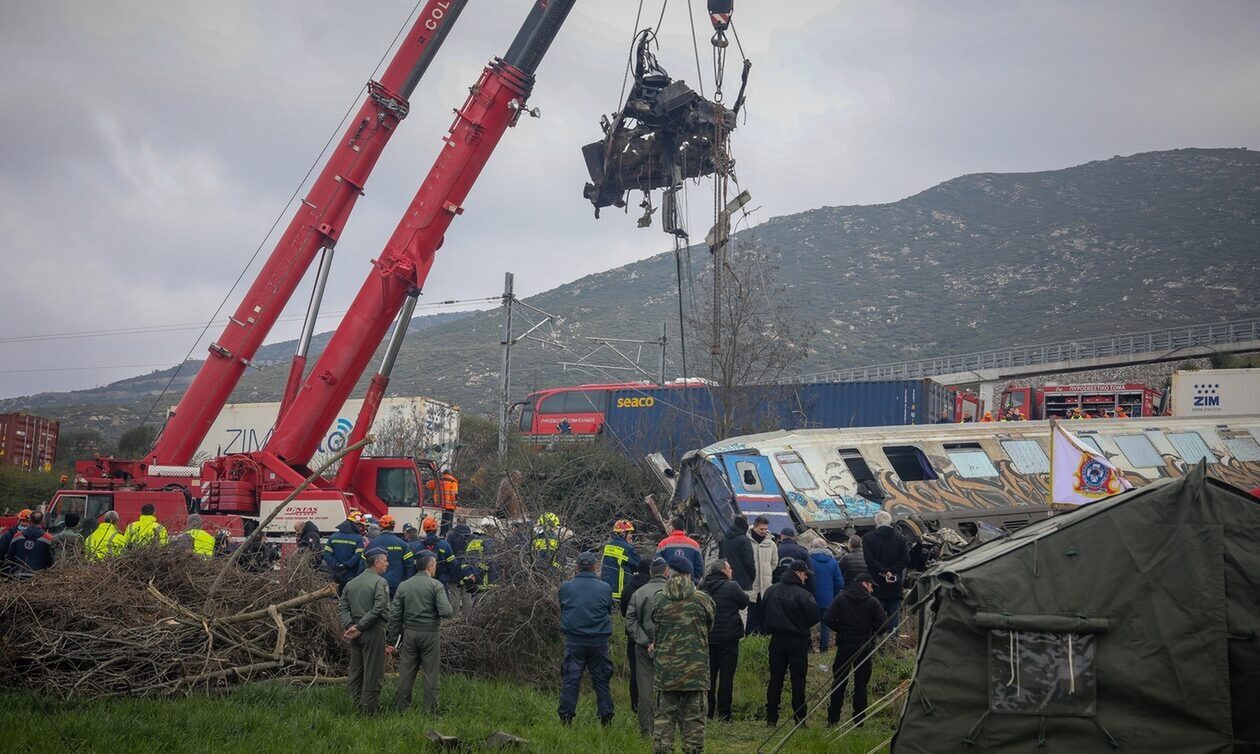 Τέμπη: Καλούνται σε απολογία 23 μη πολιτικά πρόσωπα για τη σύμβαση 717