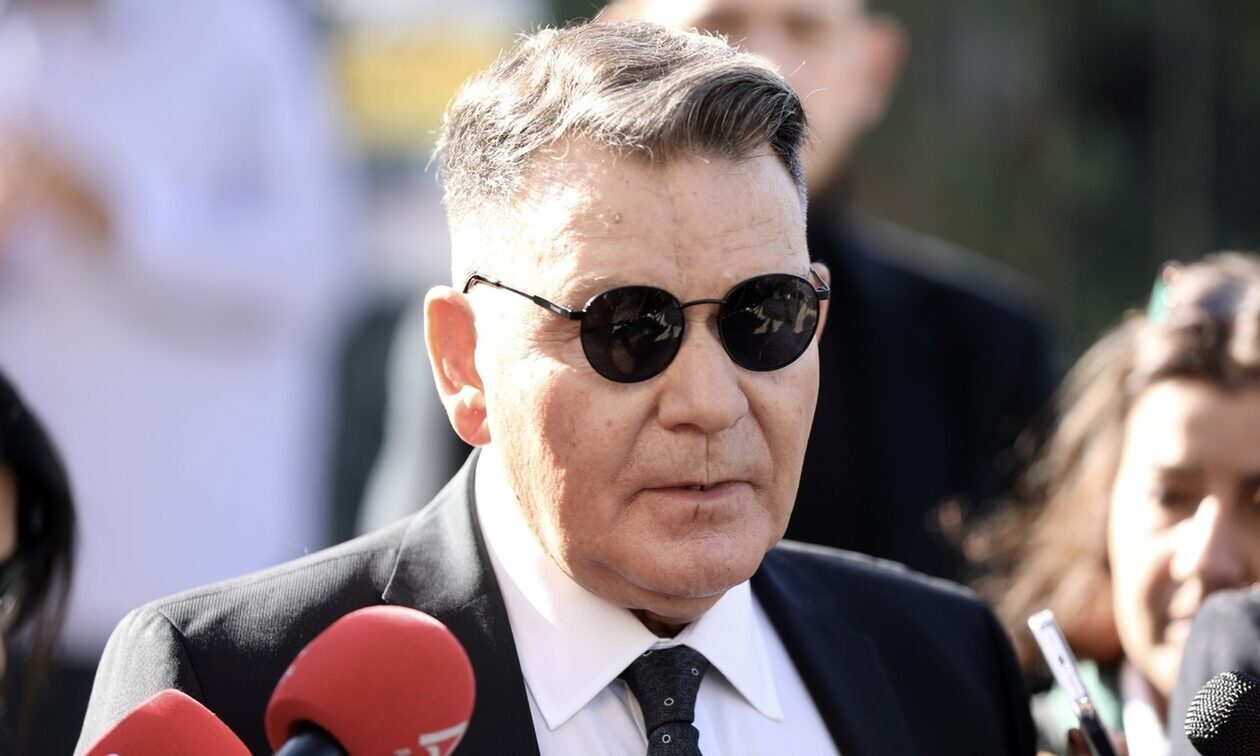 Λάβρος ο Κούγιας κατά της Σακελλαροπούλου για τη στήριξή της στο νομοσχέδιο για τα ομόφυλα