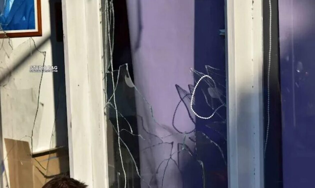 Βανδάλισαν τα γραφεία της Τοπικής Οργάνωσης της ΝΔ στο Ναύπλιο