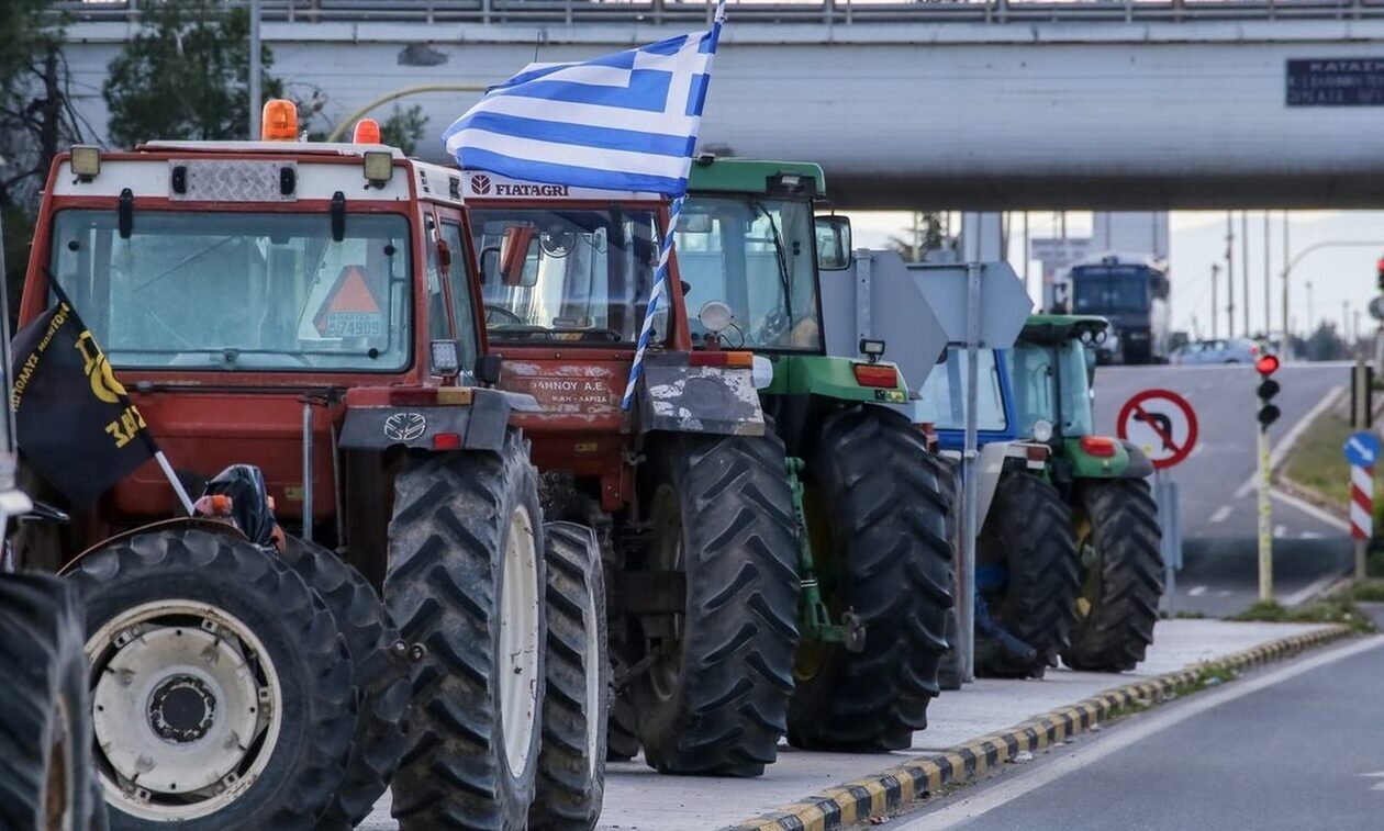 Αγρότες: Διανυκτέρευση στο Σύνταγμα και αποχώρηση την Τετάρτη το πρωί
