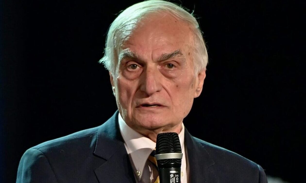Μανώλης Μαυρομάτης: Συνεχίζει τη μάχη στην εντατική – Η κατάσταση της υγείας του