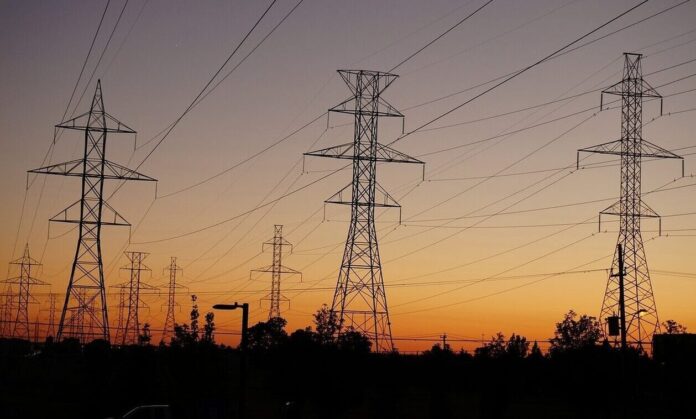 1524248-power-lines-997249_1280.jpg