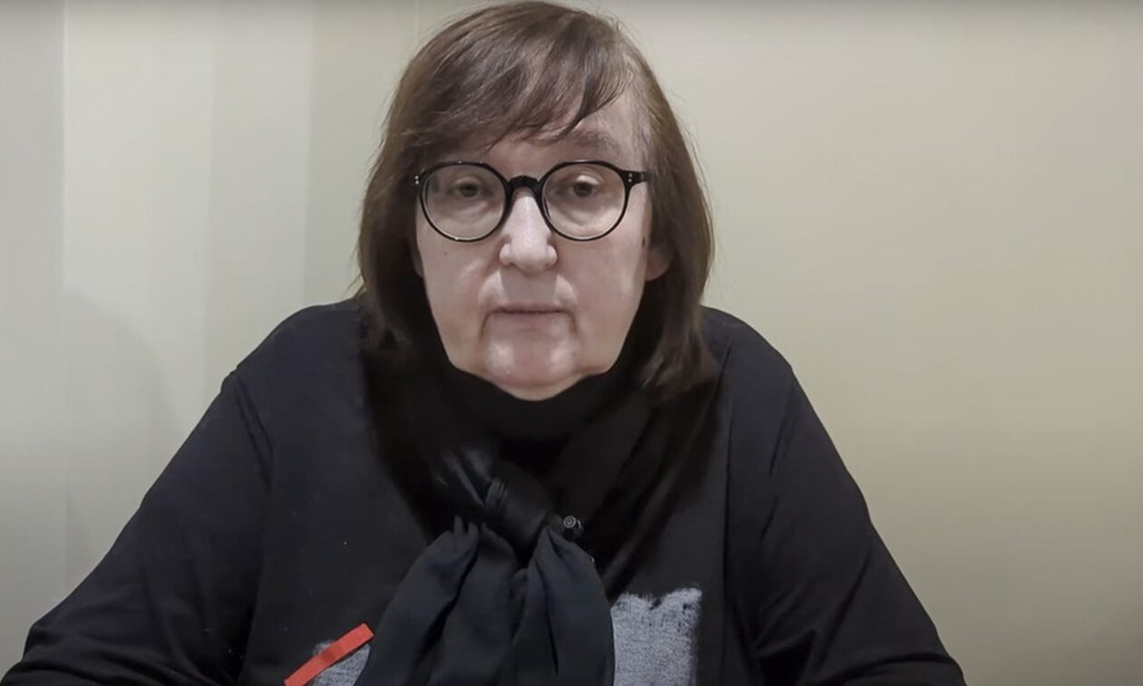 Ναβάλνι: Η μητέρα του λέει οτι την άφησαν να δει τη σορό του – Οι πιέσεις που δέχεται για την ταφή