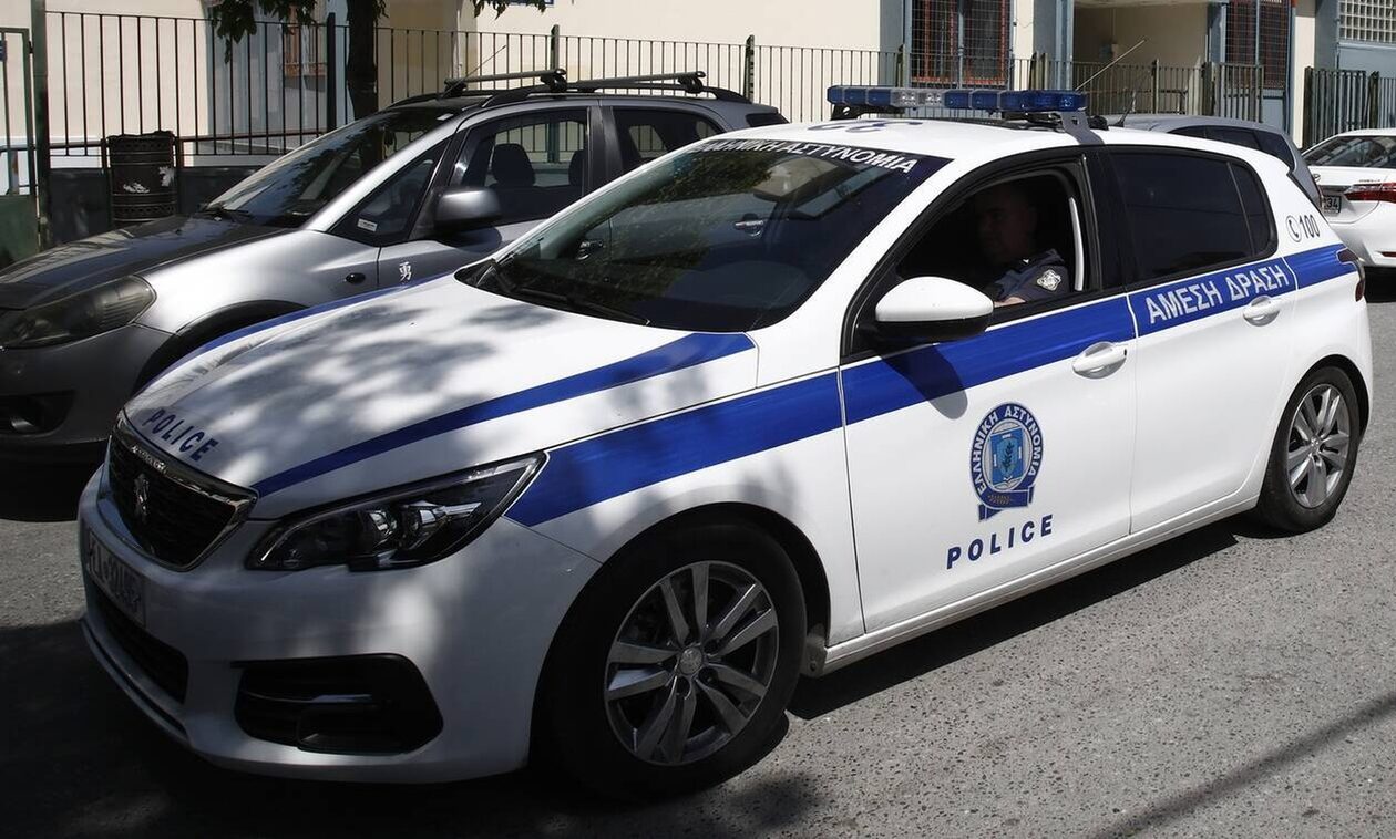 Πάτρα: Οδηγούσε μεθυσμένη με το ανήλικο παιδί της και φώναζε πως θα την σκοτώσει ο άνδρας της