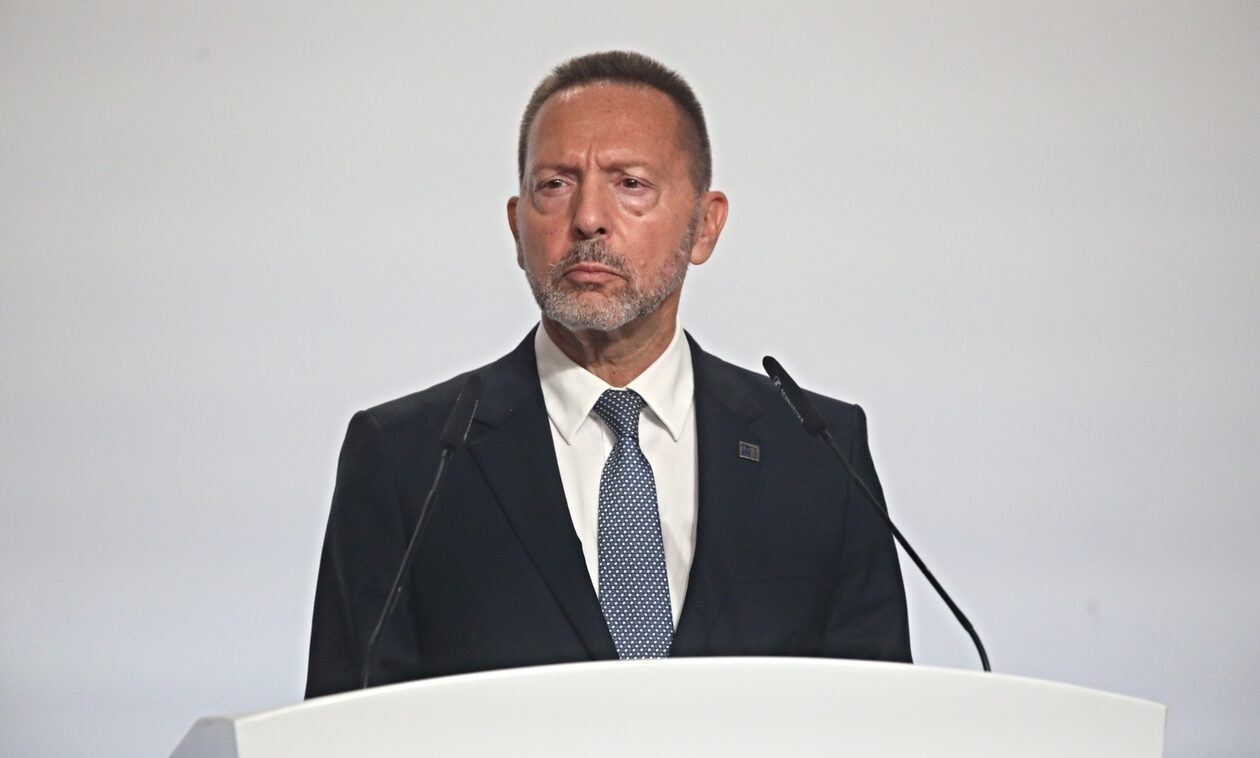 Ο Γιάννης Στουρνάρας «βλέπει» πρώτη μείωση επιτοκίων τον Ιούνιο
