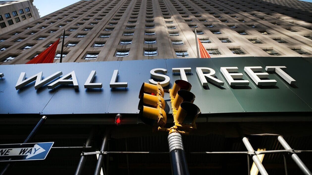 Κλείσιμο χωρίς κατεύθυνση η Wall Street – Dow Jones και S&P 500 «έσωσαν» τη συνεδρίαση