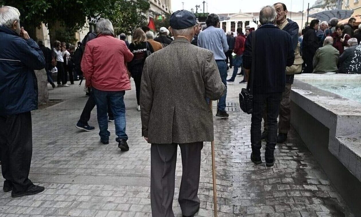Συντάξεις: Ξεκίνησε η καταβολή του Μαρτίου – Πότε ολοκληρώνεται