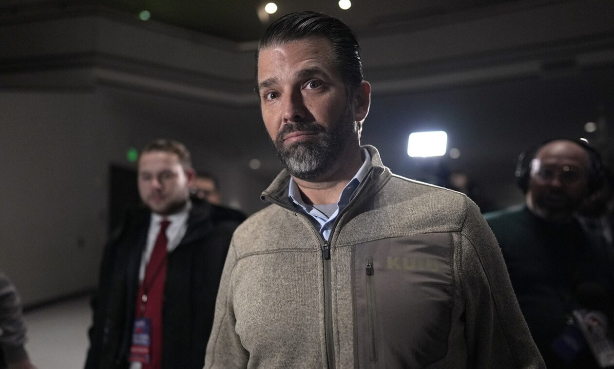 Ντόναλντ Τραμπ τζούνιορ: Βρέθηκε φάκελος με λευκή σκόνη στο σπίτι του στη Φλόριντα