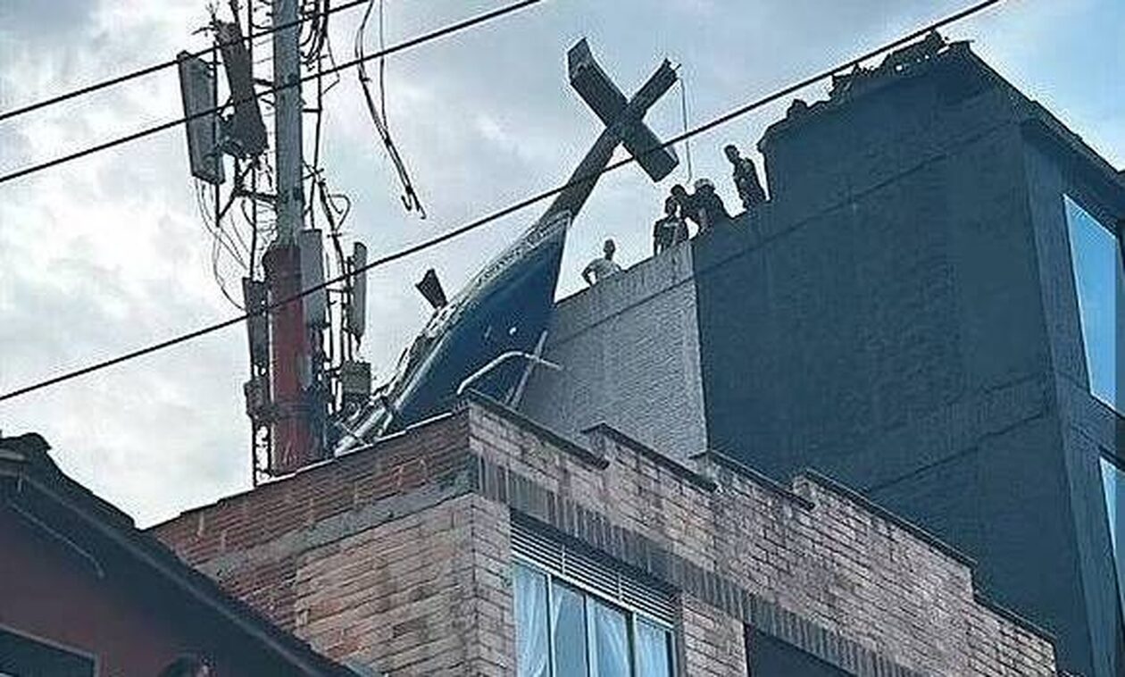 Κολομβία: Ελικόπτερο με 6 τουρίστες προσγειώθηκε σε ταράτσα – Το συγκλονιστικό βίντεο