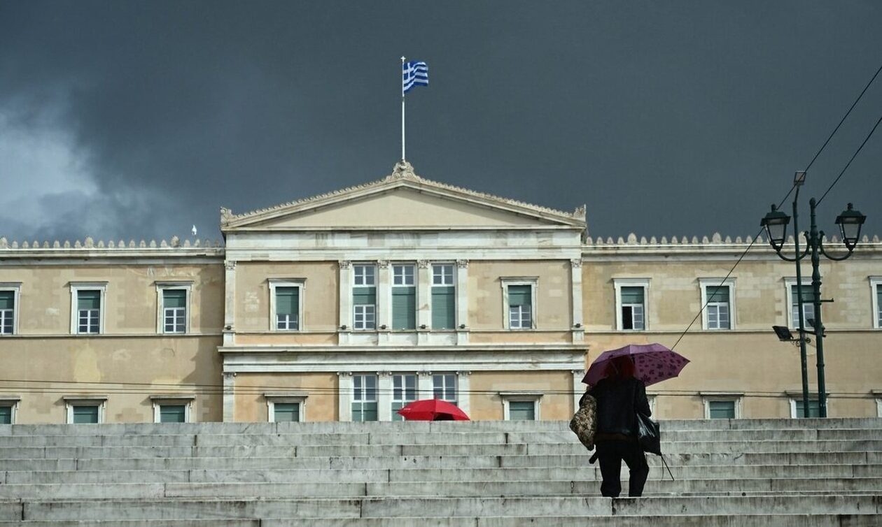 Καιρός – Κλέαρχος Μαρουσάκης: Με συννεφιά και 18 βαθμούς η Τετάρτη – Έρχεται η «Δωροθέα»