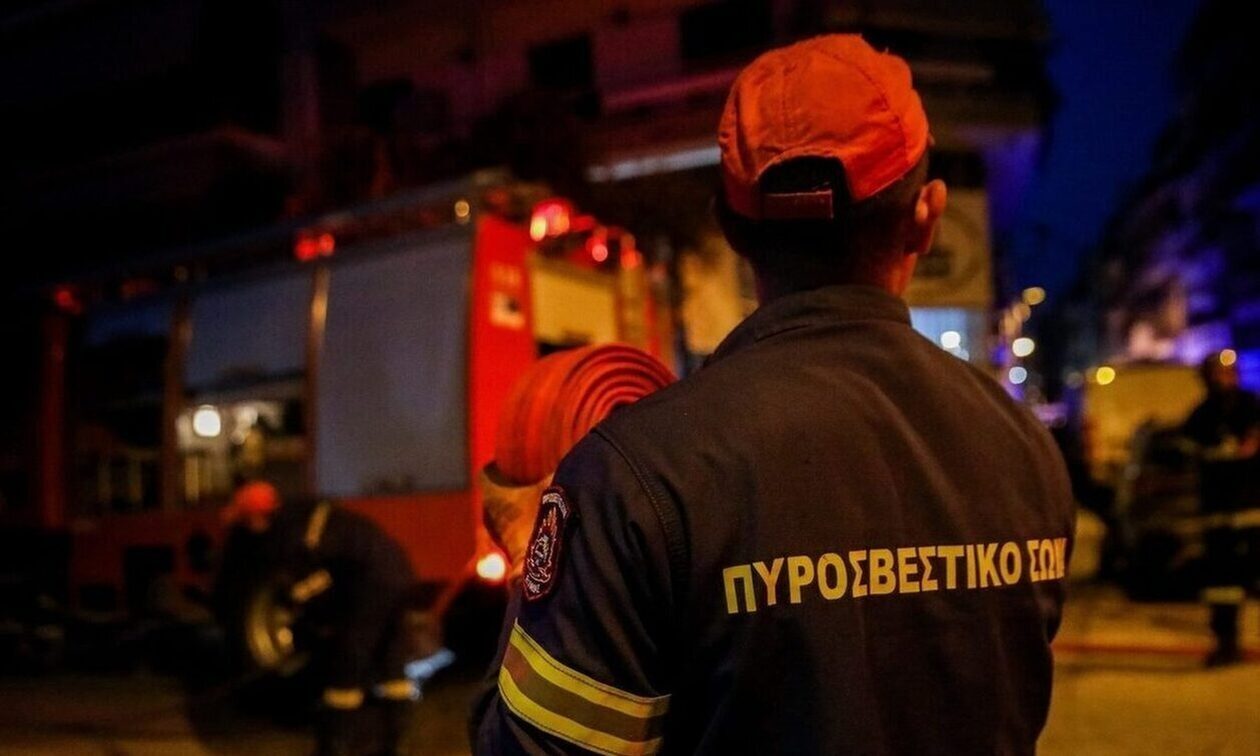 Ιωάννινα: Επιχείρηση της ΕΜΑΚ για απομάκρυνση χημικής ουσίας από σπίτι