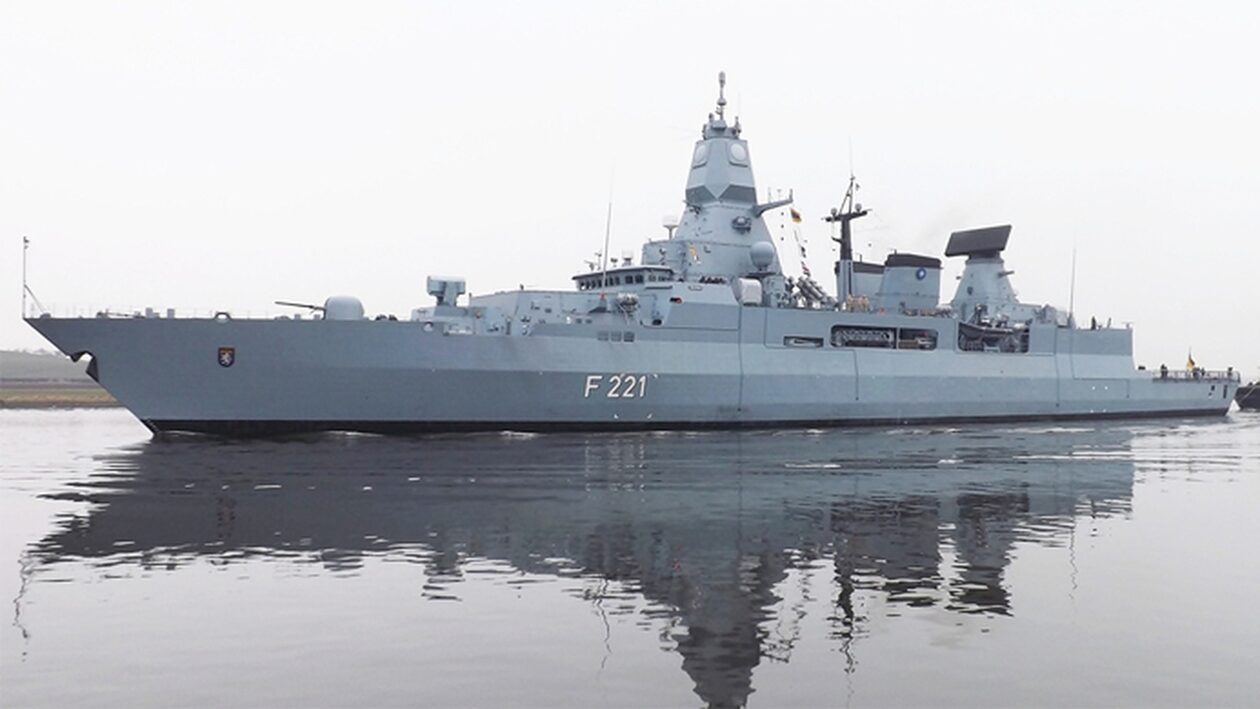 Γερμανική γκάφα στην Ερυθρά Θάλασσα: Φρεγάτα άνοιξε πυρ κατά αμερικανικού UAV αλλά… αστόχησε