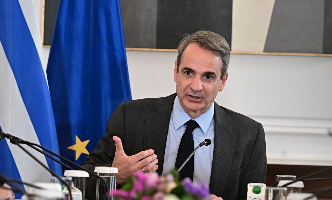 Μητσοτάκης στο Υπουργικό Συμβούλιο: «Από 1ης Απριλίου σε ισχύ ο κατώτατος μισθός»