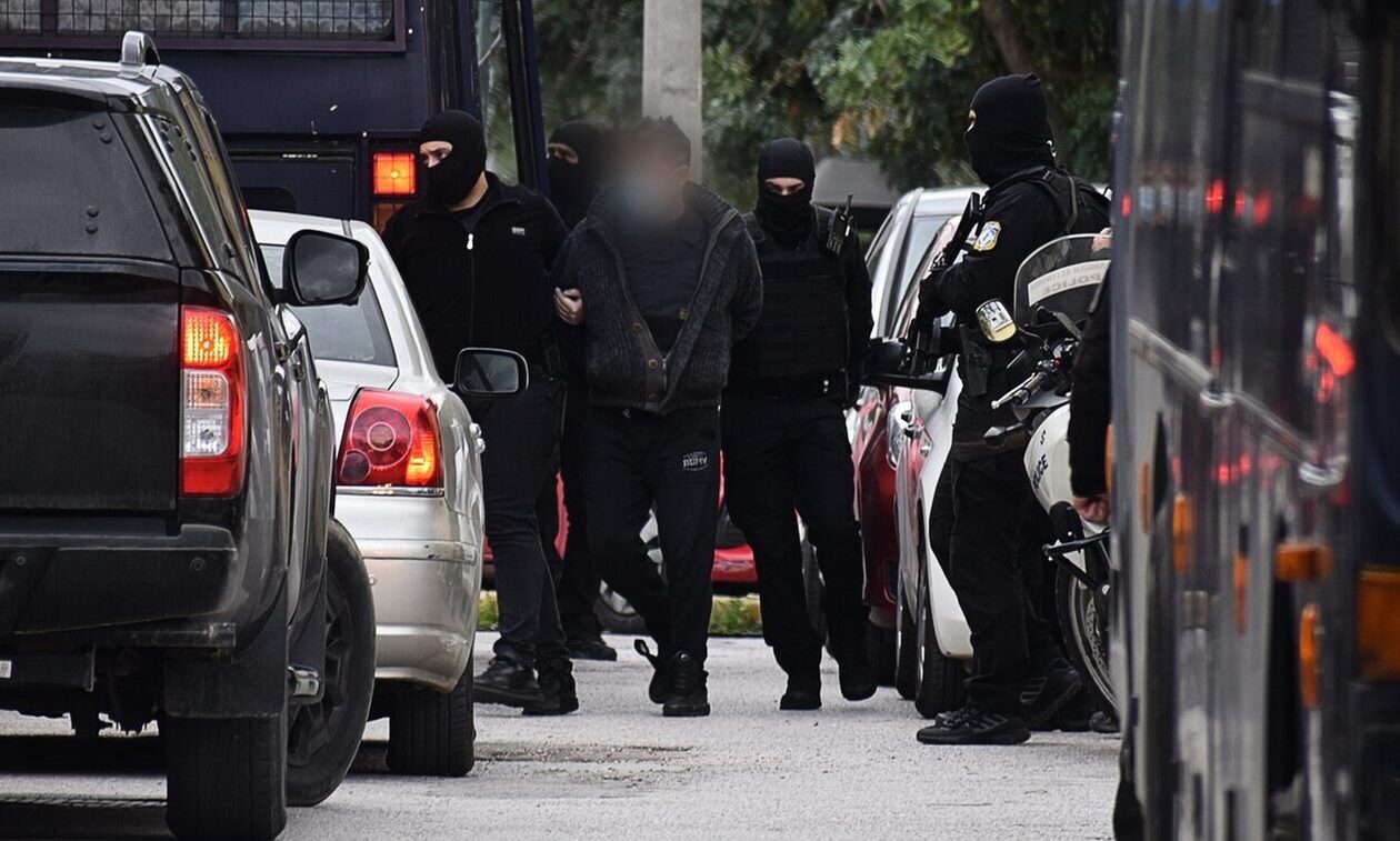 Οι ρόλοι των μελών της «Σύμπραξης Εκδίκησης – Η γυναίκα, ο συγκάτοικος και το… οικονομικό κίνητρο