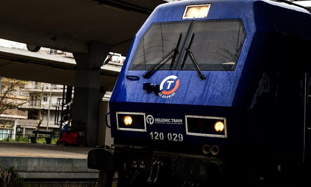 Ακινητοποιήθηκε τρένο από Θεσσαλονίκη για Λάρισα – Κόλλησαν τα φρένα