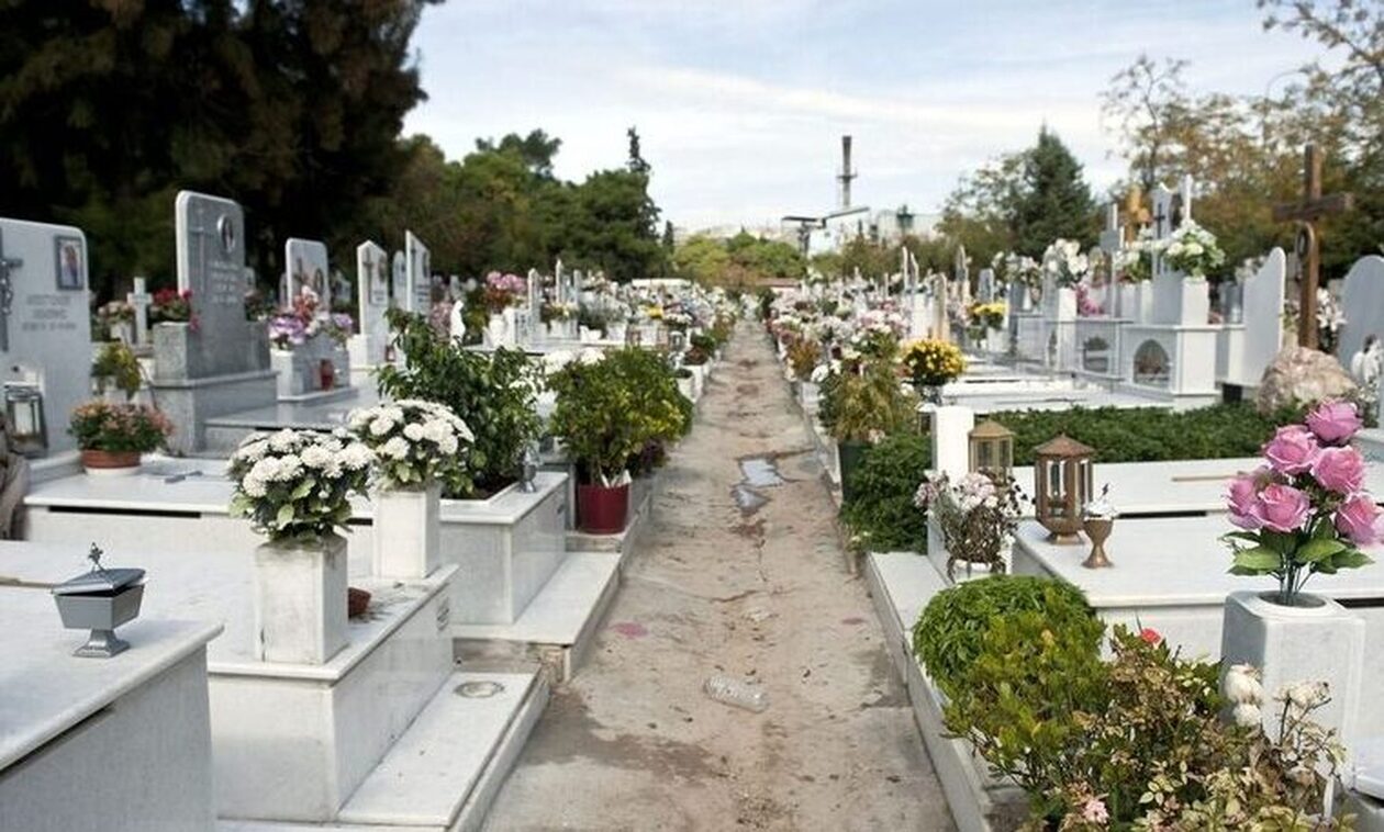 Θρίλερ στη Λάρισα: Νεκροί που νόσησαν με κορονοϊό δεν έχουν λιώσει