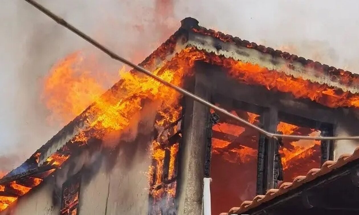 Φωτιά στο Άγιον Όρος