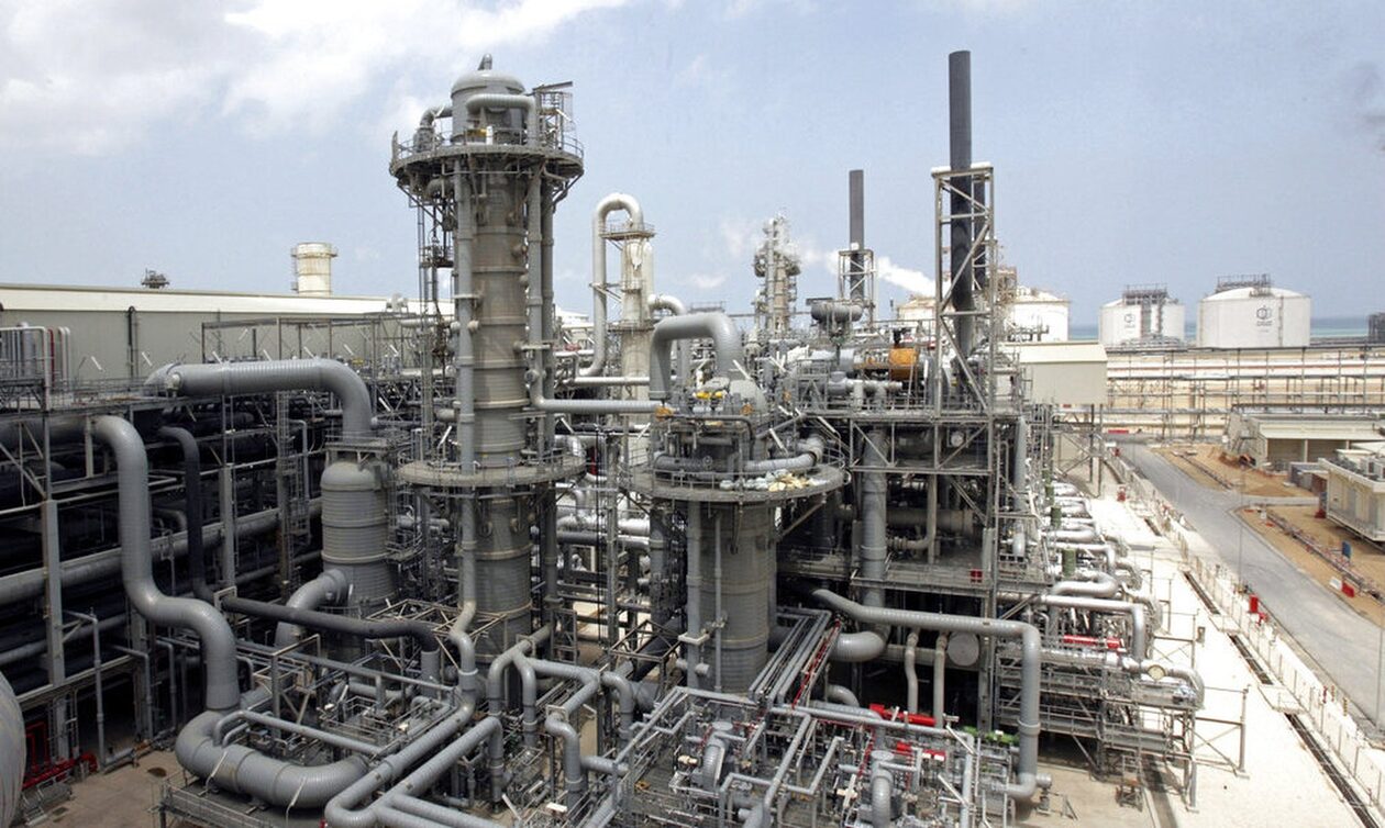 Πετρέλαιο: Στα ύψη η τιμή του – Παράταση των περικοπών της παραγωγής αποφάσισε ο ΟΠΕΚ+