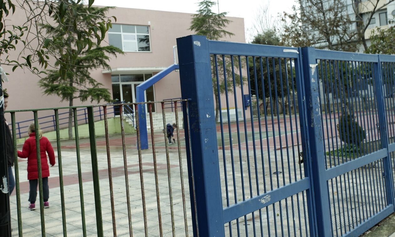 Σχολεία: Αλλάζουν οι ώρες που θα σχολάνε οι μαθητές – Τι προβλέπει το νέο ΦΕΚ