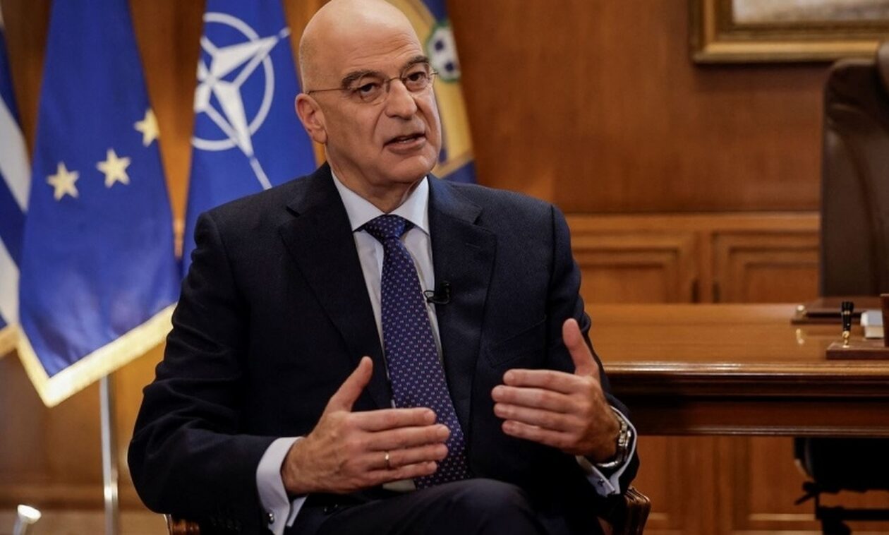 Δένδιας στο Reuters: Μετά την Ερυθρά Θάλασσα, η Ελλάδα σε ρόλο κλειδί στην άμυνα της ΕΕ