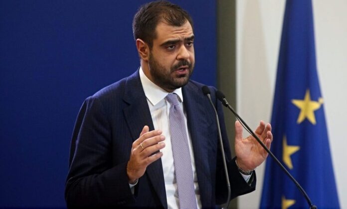 1528316-pavlos-marinakis-1.jpg