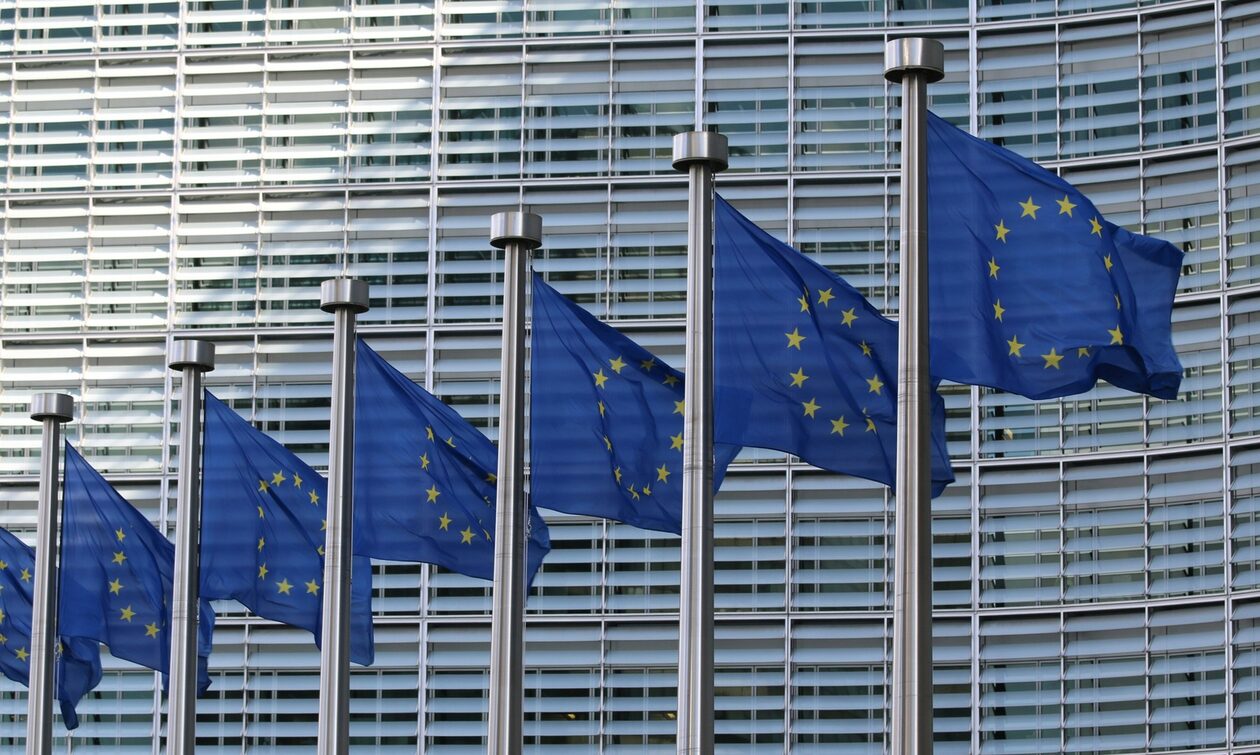 Πρόστιμο 1,8 δισεκατομμυρίων ευρώ της Κομισιόν στην Apple – Έφεση από την εταιρεία