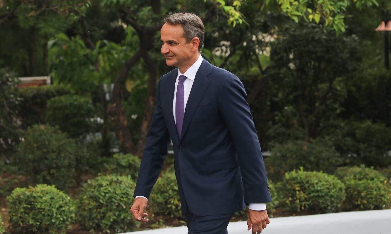 Μητσοτάκης στο TikTok: Μύθοι και αλήθειες για τις παραλίες