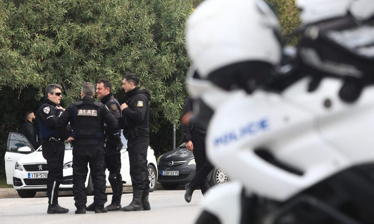 Κλειδαράς εντοπίστηκε νεκρός στο κατάστημά του στο Μενίδι