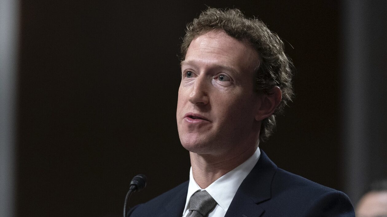 Μυστήριο το γιατί «έπεσαν» Facebook και Instagram: Πόσα έχασε ο Ζούκερμπεργκ