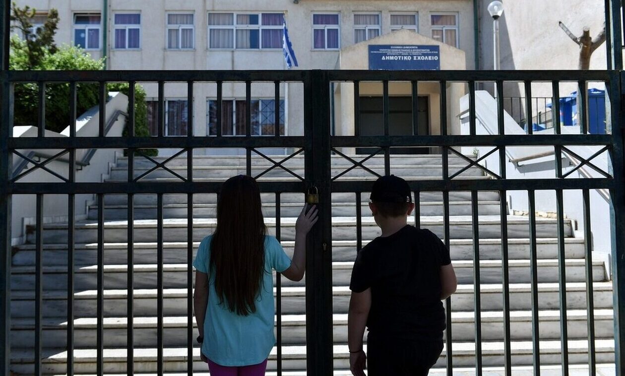 Σχολεία: Ανατροπή με τις απουσίες μαθητών – Έρχονται ποινές και στους γονείς