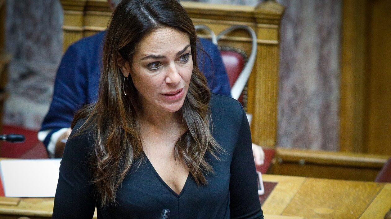 Μιχαηλίδου: «Αγκαλιάζουμε» τα παιδιά μας που έφυγαν στο εξωτερικό – Κίνητρα για την επιστροφή τους