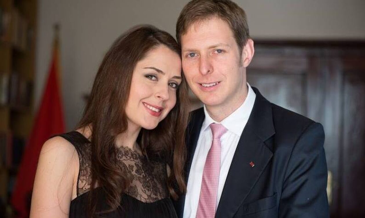 Σάλος στην Αλβανία: Θύμα ξυλοδαρμού από τη πρώην γυναίκα του και τον πατέρας της ο πρώην πρίγκιπας