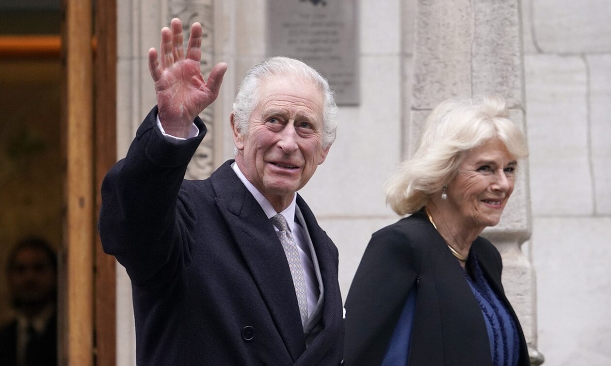 Νέο πλήγμα για τον Βασιλιά Κάρολο: Πέθανε ο κολλητός του φίλος και παραλίγο συμπέθερος