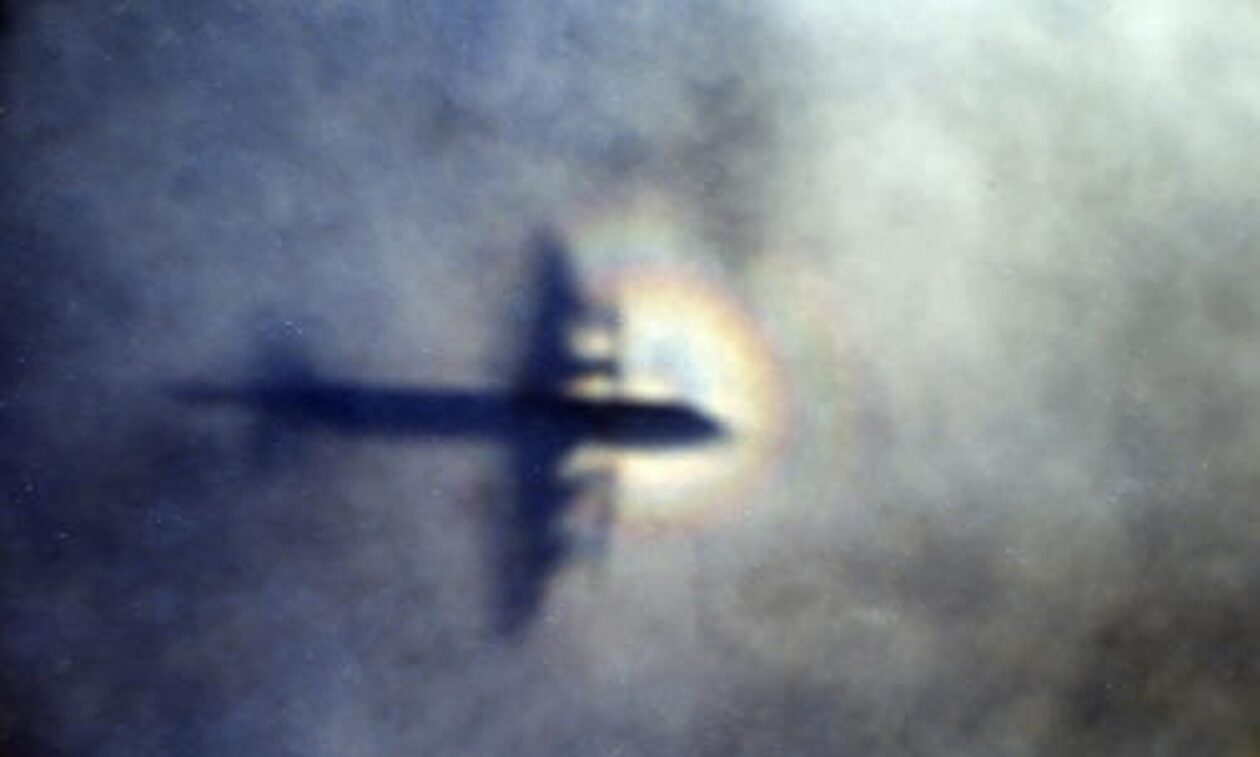 Μαλαισία: Πιλότος «αυτοκτονίας» έθαψε στον «υγρό τάφο» τους επιβάτες της MH370 – Το νέο σενάριο