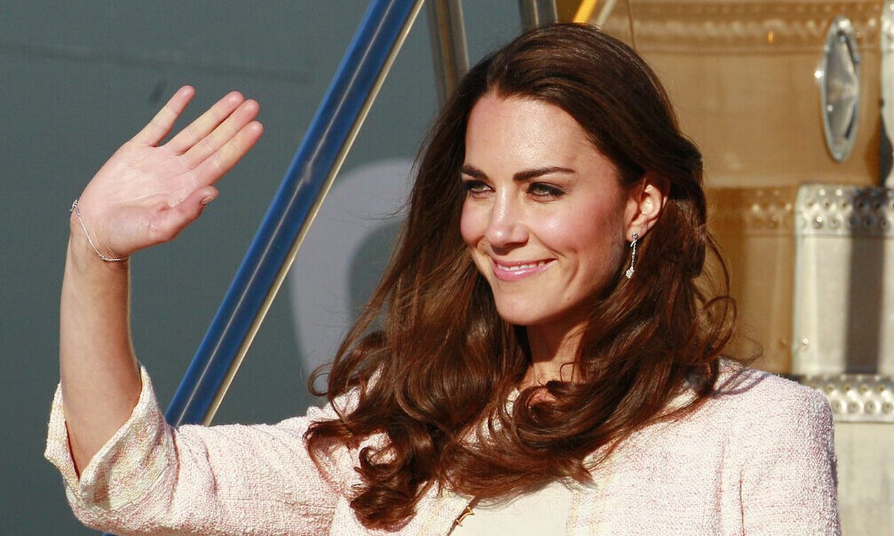 Kέιτ Μίντλετον: «Συγγνώμη λάθος» για την πειραγμένη φωτογραφία – «Πειραματίστηκα με το μοντάζ…»