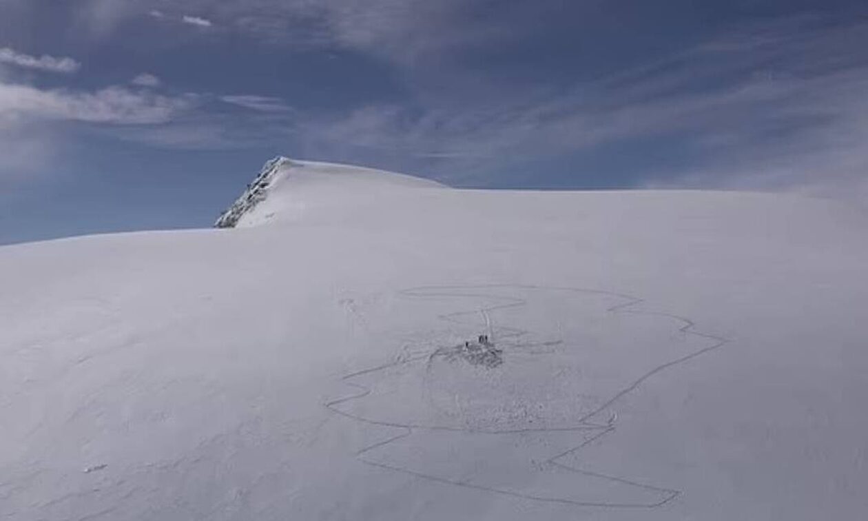 Άλπεις: Σοκαριστικό βίντεο στο σημείο του μαρτυρικού θανάτου των σκιέρ -Έσκαβαν σπηλιά για να σωθούν