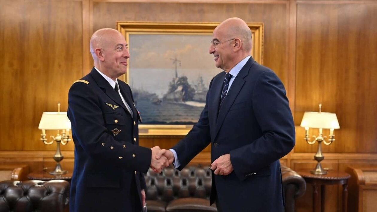 Ο Νίκος Δένδιας συναντήθηκε με τον Ανώτατο Συμμαχικό Διοικητή Μετασχηματισμού του NATO