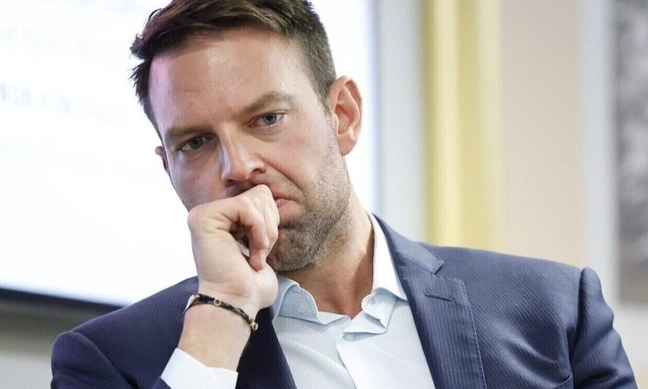 Κασσελάκης για το δάνειο στον ΣΥΡΙΖΑ: «Εδώ είμαι για την Δικαιοσύνη»