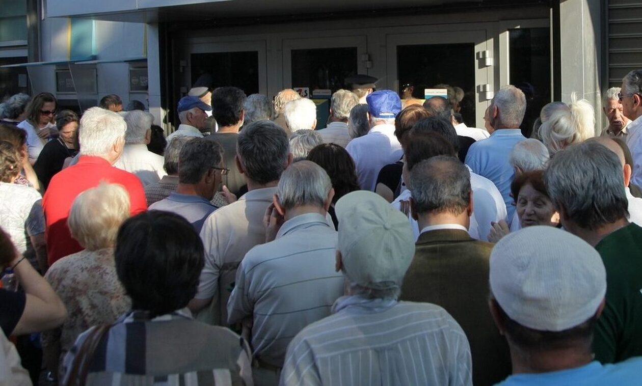 Αναδρομικά έως 600 ευρώ από τον Ιανουάριο για εκκρεμείς επικουρικές συντάξεις – Ποιοι οι δικαιούχοι