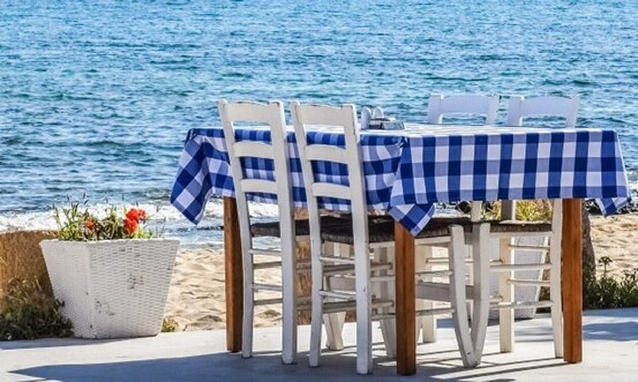 Ούζο Πλωμαρίου Ισιδώρου Αρβανίτου: Ένα ταξίδι στο όνειρο που ξεκίνησε το 1894