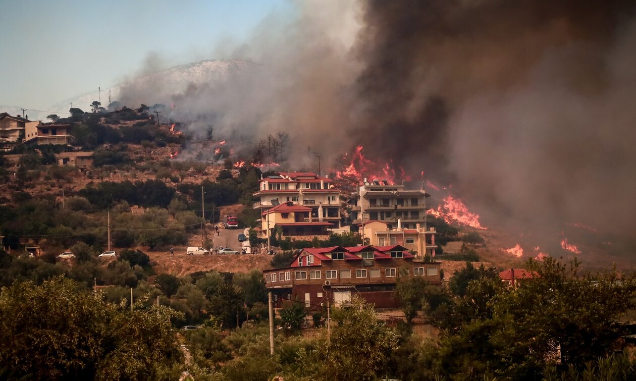 Υποχρεωτική πυροπροστασία σε ακίνητα: Οι ιδιοκτήτες που πρέπει να υποβάλουν δήλωση και τα πρόστιμα