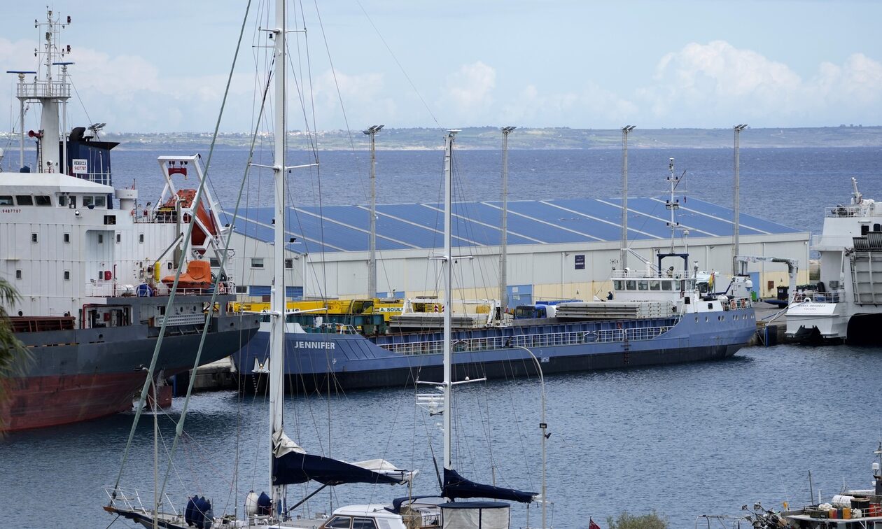 Λωρίδα της Γάζας: Για πρώτη φορά φτάνουν τρόφιμα διά θαλάσσης – Ακατάπαυστοι οι βομβαρδισμοί