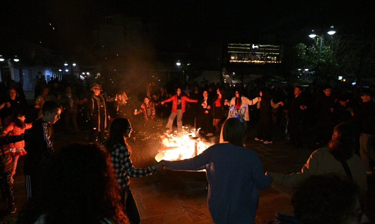 Λάρισα: «Άναψαν» οι φωτιές – Ολονύχτιο πανυγήρι (pics&vid)