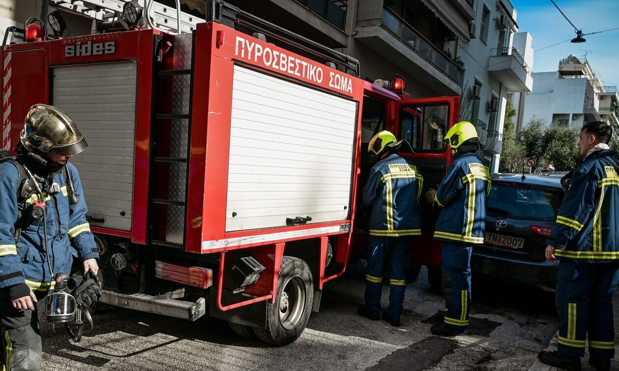 Πυρκαγιά σε διαμέρισμα στο Μεταξουργείο