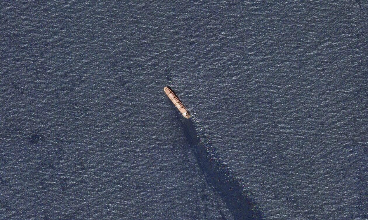 Ερυθρά Θάλασσα: Οι Χούθι εκτόξευσαν πυραύλους εναντίον δεξαμενόπλοιου και ισραηλινού λιμανιού