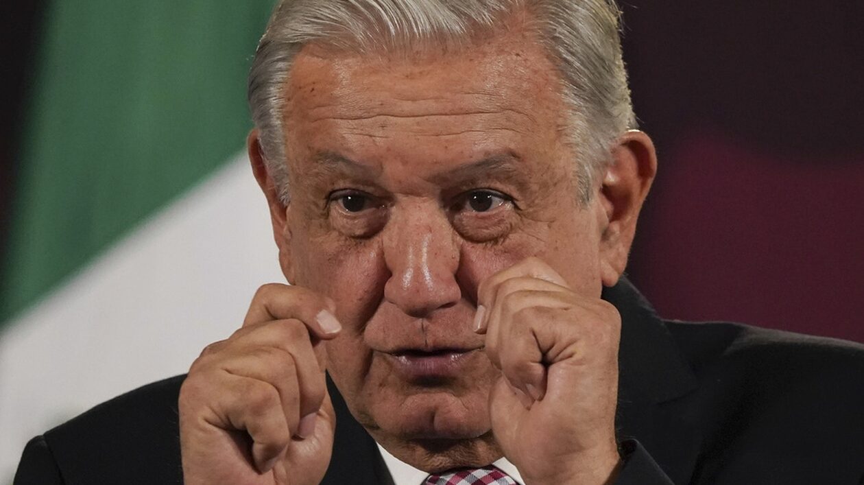 Mεξικό: Δεν θα δεχθούμε καμία απέλαση μεταναστών από το Τέξας – Δριμεία κριτική στο νέο νόμο των ΗΠΑ